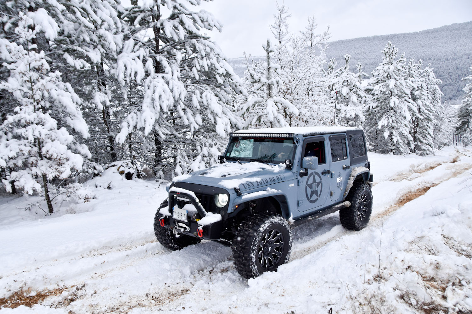 Jeep Winter Tour 2019 - Randonnée 4X4 Provence Jeep - Bumperoffroad