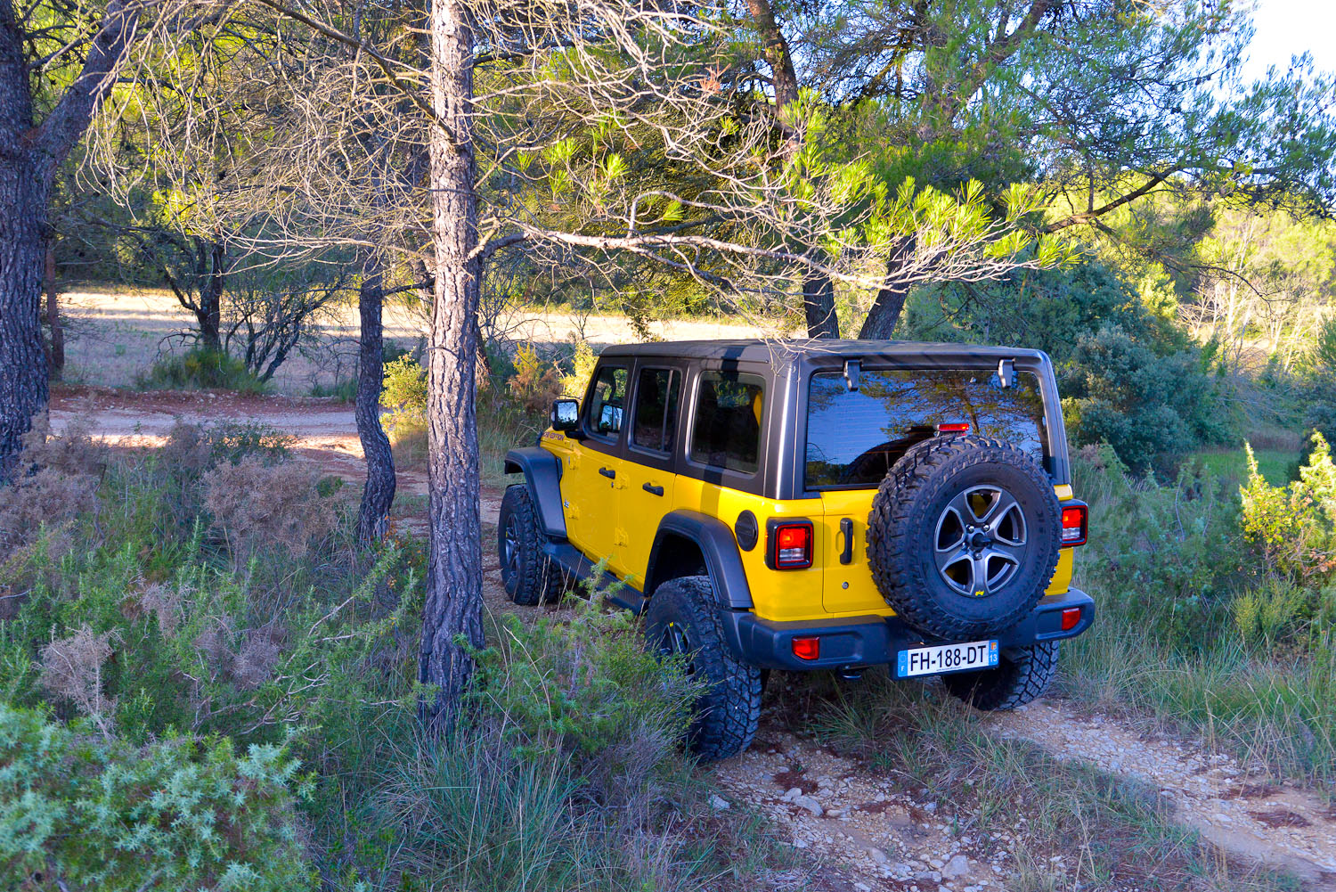 Jeep Wrangler JLU Yellow by Bumperoffroad