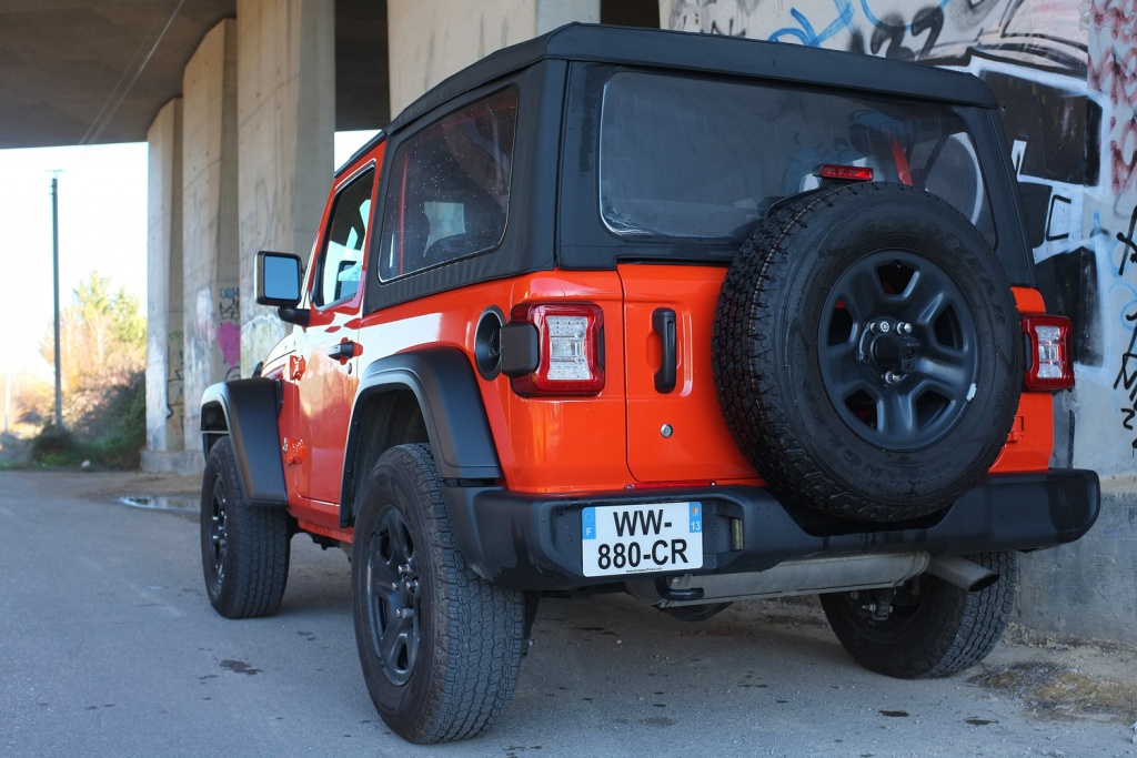 JeepWranglerJLBacheOrange BumperOffroad