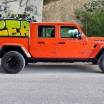 Jeep Gladiator Rubicon V6 3,6l Pentastar Spitfire Orange full
