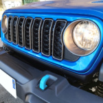 Jeep Gladiator 3,6L V6 Willys Hydroblue full