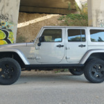 Jeep JKU Sahara 2,8 CRD Grise full