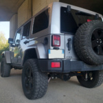 Jeep JKU Sahara 2,8 CRD Grise full