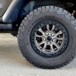 Jeep Wrangler Unlimited Rubicon V8 392 Granite Crystal full