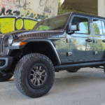 Jeep Wrangler Unlimited Rubicon V8 392 Granite Crystal full