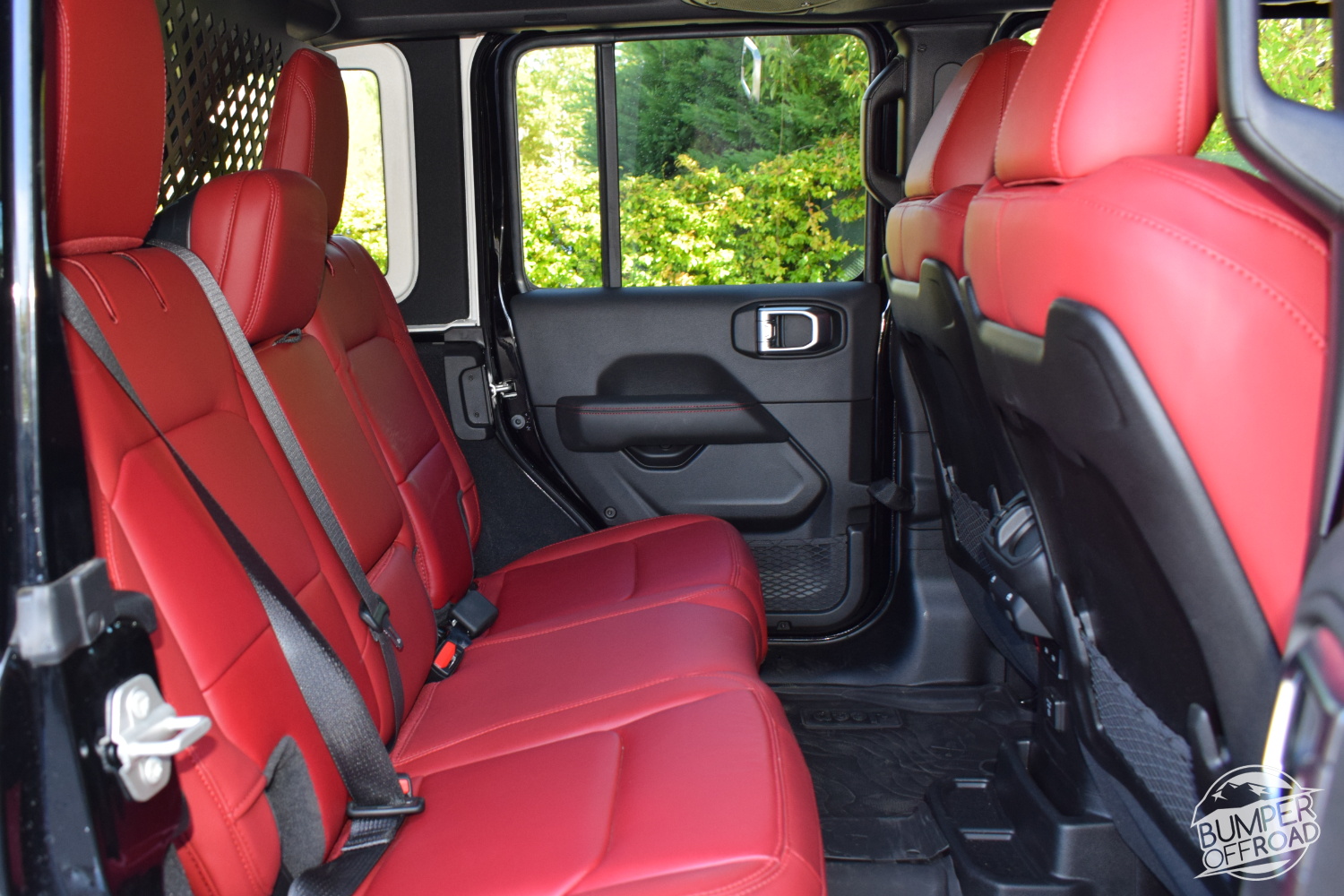Jeep Wrangler Unlimited Rubicon V8 392 Black full