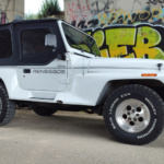 Jeep Wrangler YJ 4.0L Renegade 1991 full