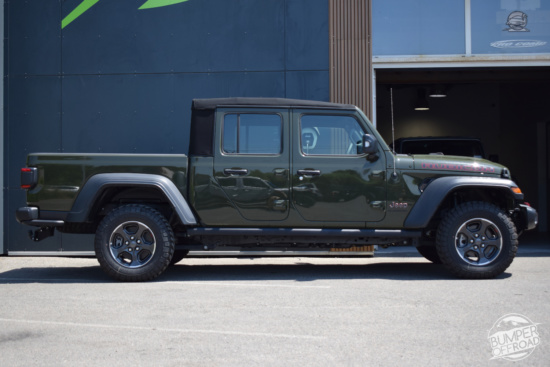 Jeep Gladiator Rubicon Sarge Green. Occasion BumperOffroad