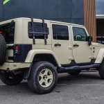Jeep Wrangler JKU Rubicon 2.8 CRD Sahara Tam full