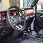 Jeep Wrangler JLU Rubicon 2,0L Blanche full