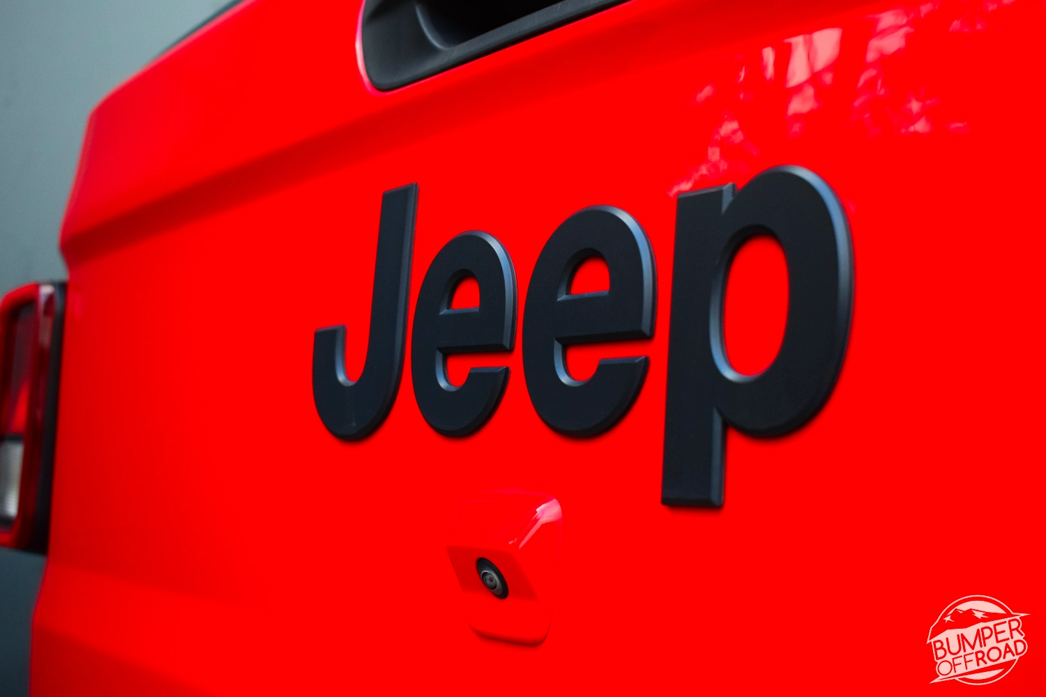 Jeep Gladiator 3,6 V6 E85 Colorado Red full