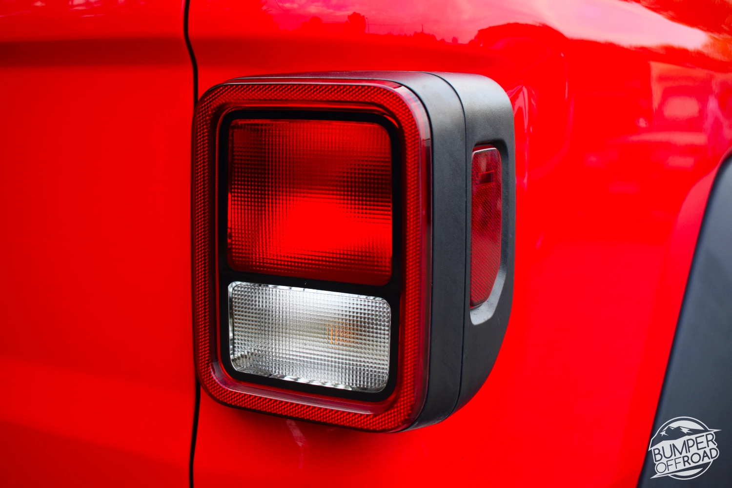 Jeep Gladiator 3,6 V6 E85 Colorado Red full