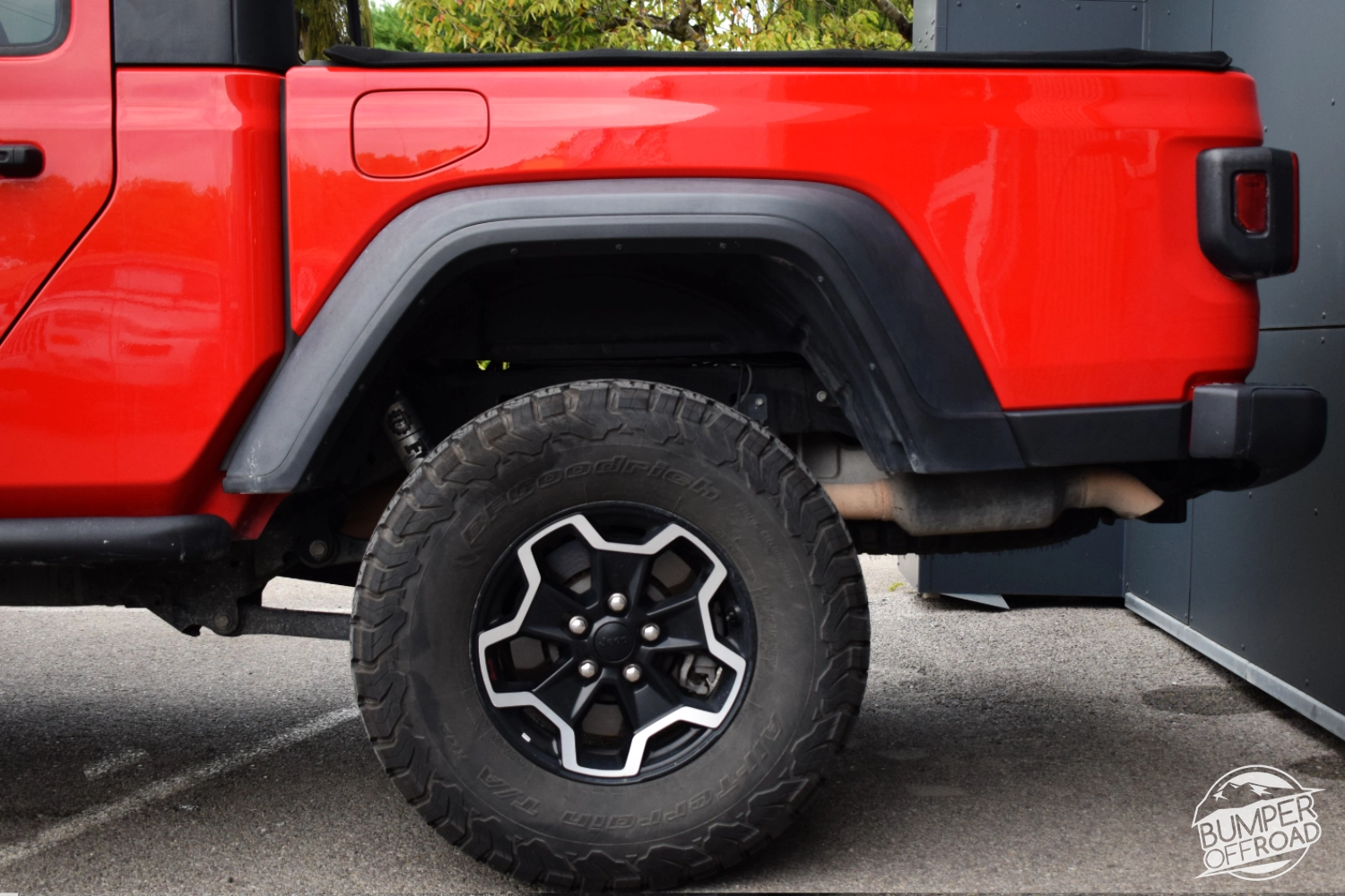 Jeep Gladiator 3,6 V6 E85 Colorado Red full