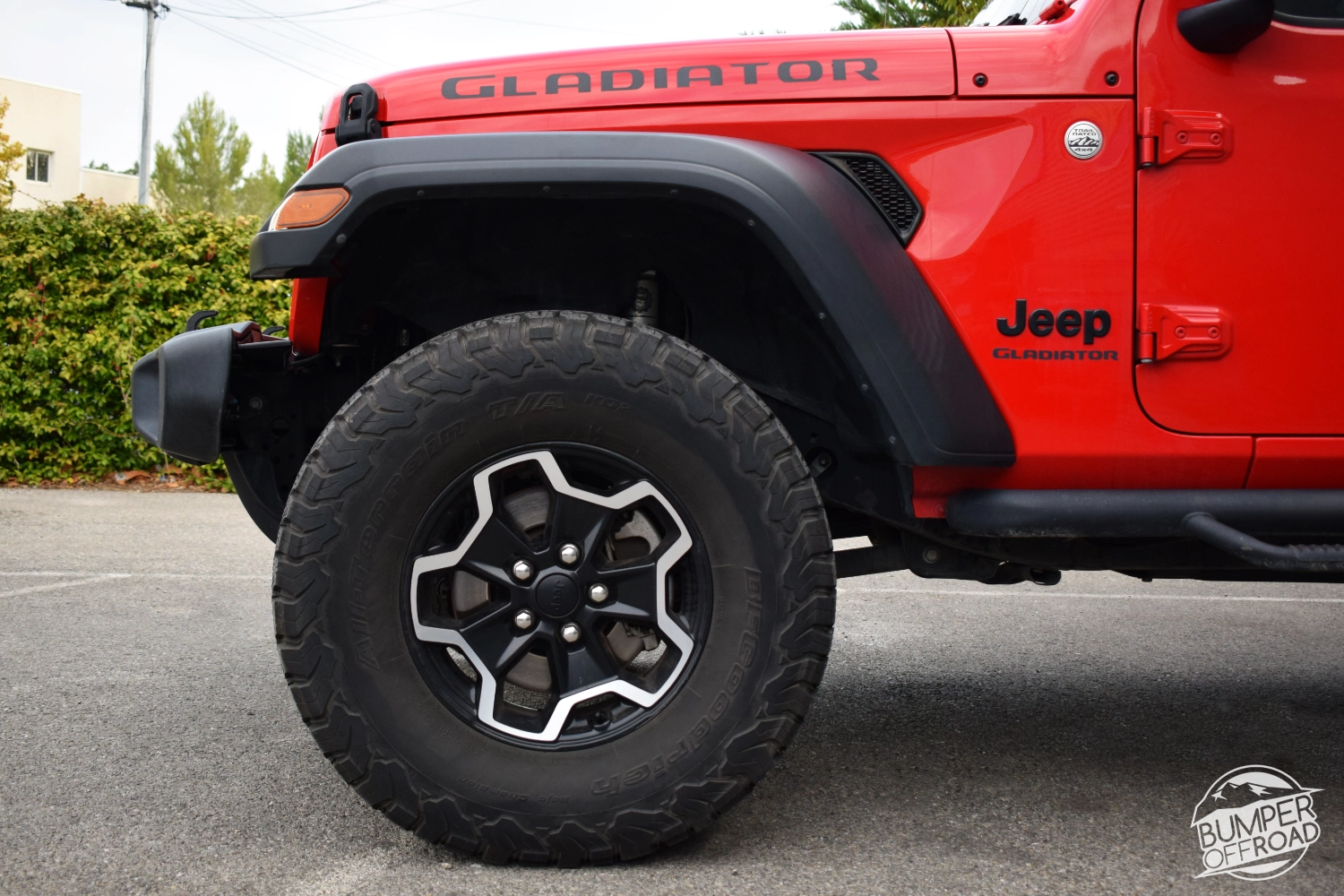 Jeep Gladiator 3,6 V6 E85 Colorado Red full