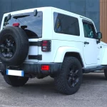 Jeep Wrangler JK Sahara 3.6L V6 Blanche full