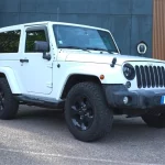 Jeep Wrangler JK Sahara 3.6L V6 Blanche full