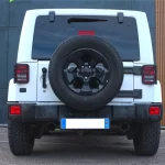 Jeep Wrangler JK Sahara 3.6L V6 Blanche full