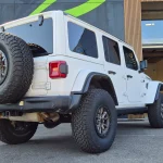 Jeep Wrangler 392 V8 Matte White full